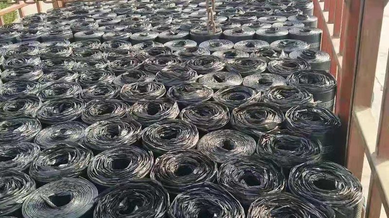 自粘卷材闭水试验蓄水深度：标准解析与实操要点