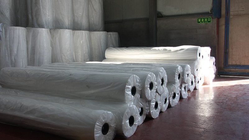 目前市场上常见的露台防水材料主要有以下几种：